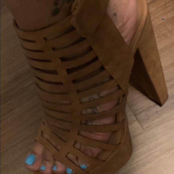 Platform heels - Picture 6 of 6